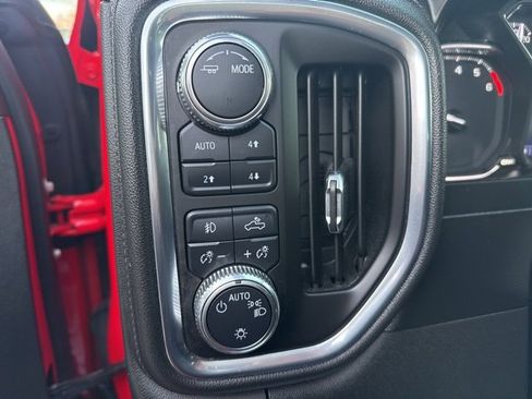 Used 2021 GMC Sierra 1500 Elevation w/ Preferred Package image 13