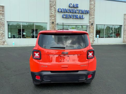 Used 2018 Jeep Renegade Sport w/ Power & Air Group AWD/4WD image 3