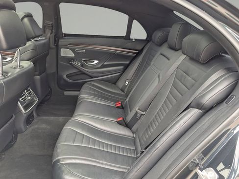 Used 2018 Mercedes-Benz S 560 4MATIC Sedan image 14
