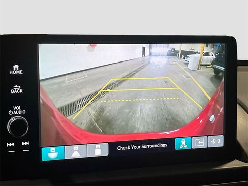 Used 2025 Honda Pilot EX-L image 13