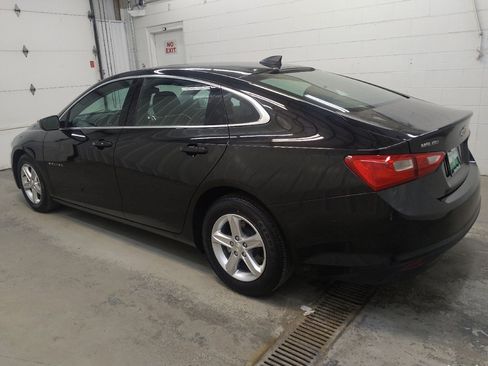 Used 2023 Chevrolet Malibu LS FWD image 3