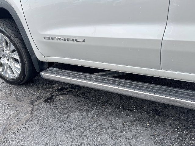 Used 2020 GMC Sierra 1500 Denali w/ Denali Ultimate Package AWD/4WD image 11