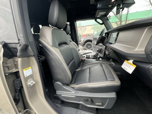 New 2026 Ford Bronco Outer Banks image 27