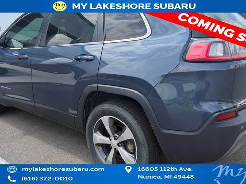 Used 2019 Jeep Cherokee Limited FWD image 4
