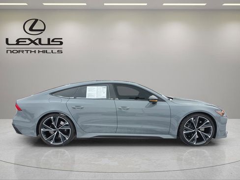 Used 2022 Audi RS 7 Sportback image 4