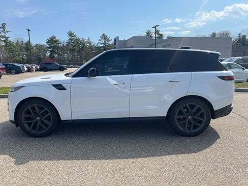Used 2023 Land Rover Range Rover Sport SE AWD/4WD image 2
