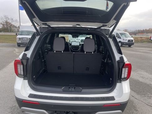 New 2026 Ford Explorer Platinum w/ LUX Leather Package image 63