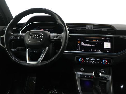 Used 2021 Audi Q3 2.0T Premium Plus w/ Premium Plus Package image 12