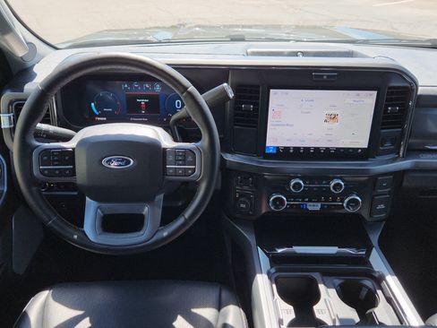 Certified 2025 Ford F250 Lariat AWD/4WD image 19