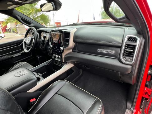 Used 2019 RAM 3500 Laramie AWD/4WD image 24