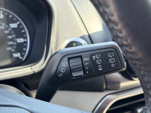 Used 2019 Ford EcoSport SE w/ SE Convenience Package FWD image 19