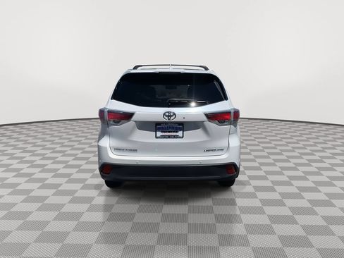 Used 2016 Toyota Highlander Limited AWD/4WD image 6