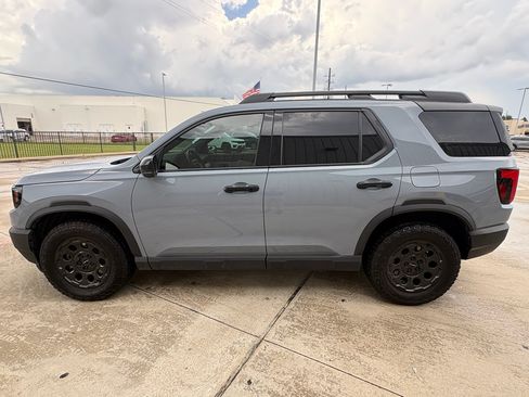Certified 2026 Honda Passport TrailSport Elite image 5