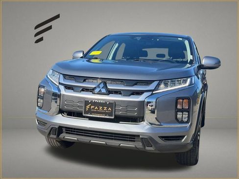 Used 2023 Mitsubishi Outlander Sport SE AWD/4WD image 1