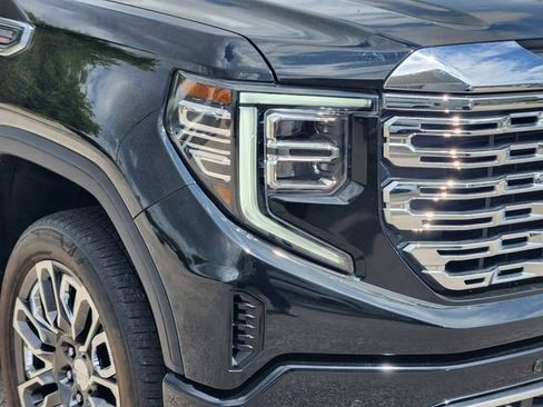 Used 2024 GMC Sierra 1500 Denali w/ Denali Reserve Package AWD/4WD image 6