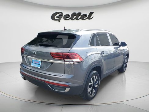 Used 2021 Volkswagen Atlas Cross Sport SE FWD image 5