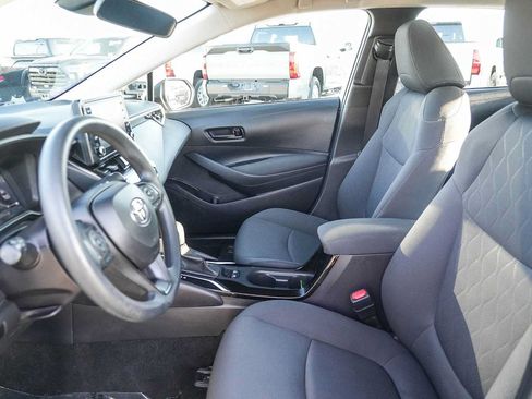Used 2022 Toyota Corolla LE FWD image 17