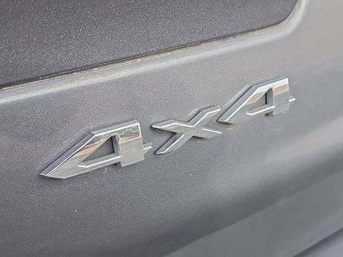 Used 2023 Jeep Grand Cherokee L Laredo AWD/4WD image 43