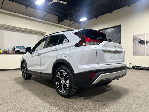 Used 2022 Mitsubishi Eclipse Cross SE image 13
