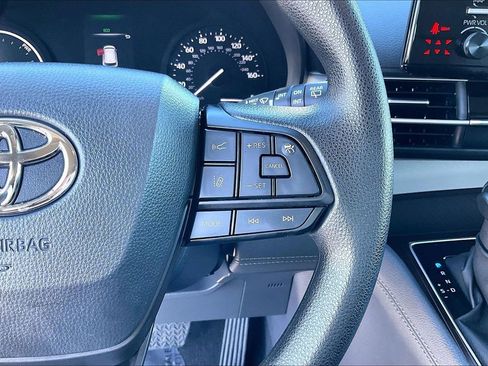 Used 2024 Toyota Sienna LE image 26