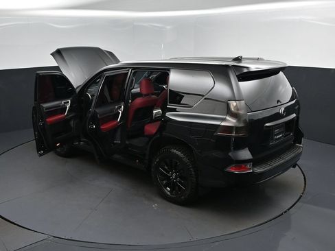 Certified 2021 Lexus GX 460 Premium w/ Premium Package AWD/4WD image 2