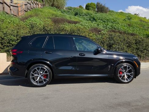 New 2026 BMW X5 xDrive50e w/ M Sport Package image 4