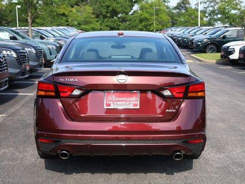 Certified 2025 Nissan Altima 2.5 SV w/ SV Premium Package AWD/4WD image 6