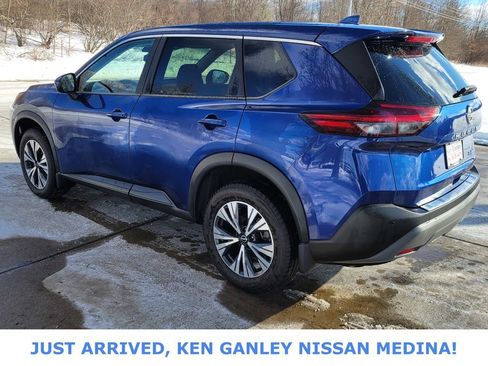 Certified 2023 Nissan Rogue SV image 5