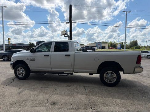 Used 2014 RAM 2500 Tradesman w/ Chrome Appearance Group AWD/4WD image 8