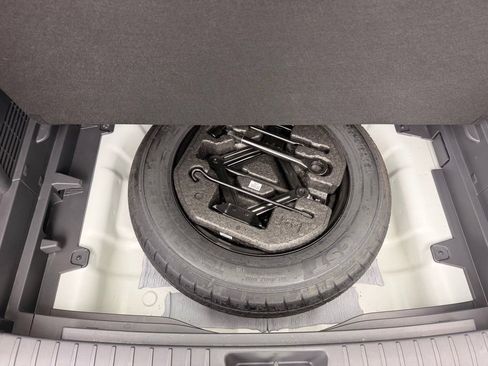 Used 2025 Hyundai Kona SEL AWD/4WD image 34