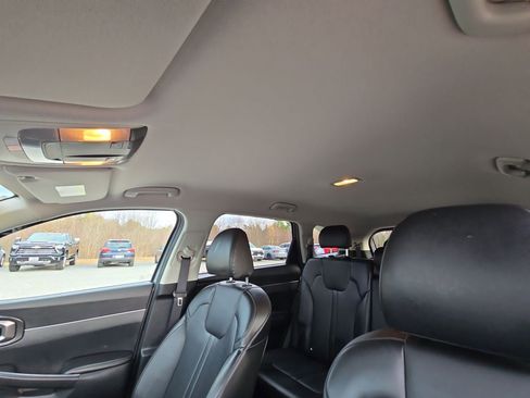 Used 2024 Kia Sorento S image 55