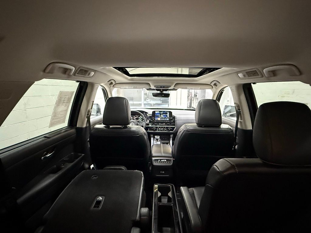 Used 2023 Nissan Pathfinder SL w/ SL Premium Package AWD/4WD image 46