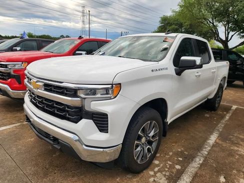 Used 2023 Chevrolet Silverado 1500 LT image 3