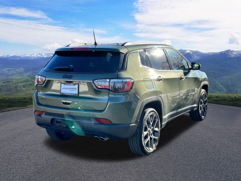 Used 2021 Jeep Compass Latitude w/ Sun and Sound Group image 5