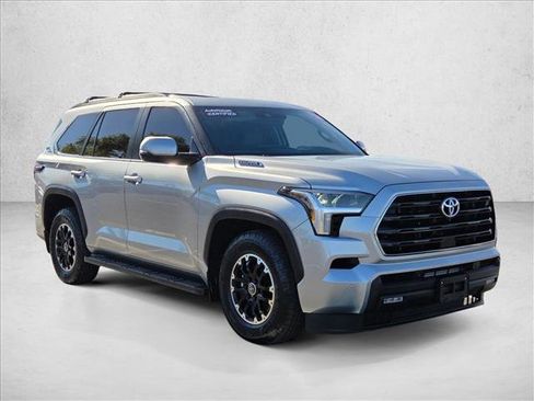 Used 2024 Toyota Sequoia SR5 w/ SR5 Premium Package AWD/4WD image 3