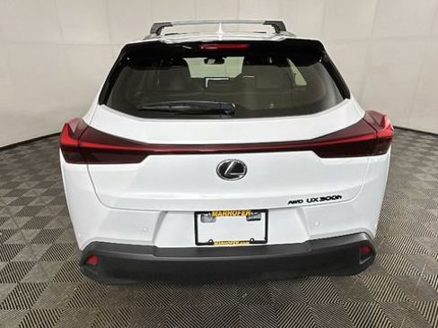 Used 2026 Lexus UX 300h AWD w/ Accessory Package (2T) image 4