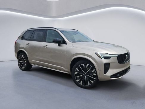 New 2026 Volvo XC90 T8 Ultra w/ Lounge Package AWD/4WD image 2