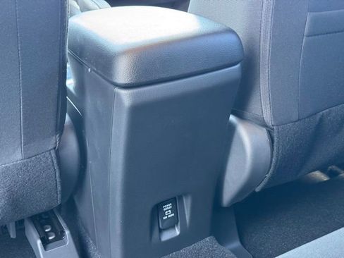 New 2026 Mitsubishi Eclipse Cross ES image 12