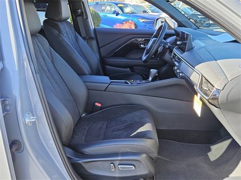 Certified 2025 Acura ADX A-Spec image 15