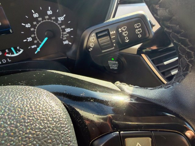 Used 2022 Ford Escape SE w/ Cold Weather Package FWD image 26
