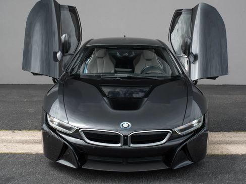 Used 2015 BMW i8 AWD/4WD image 5