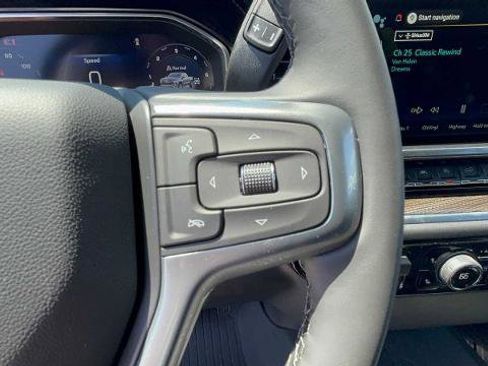 Used 2026 Chevrolet Silverado 1500 LT AWD/4WD image 15