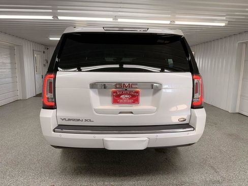 Used 2019 GMC Yukon XL Denali w/ Denali Ultimate Package AWD/4WD image 5