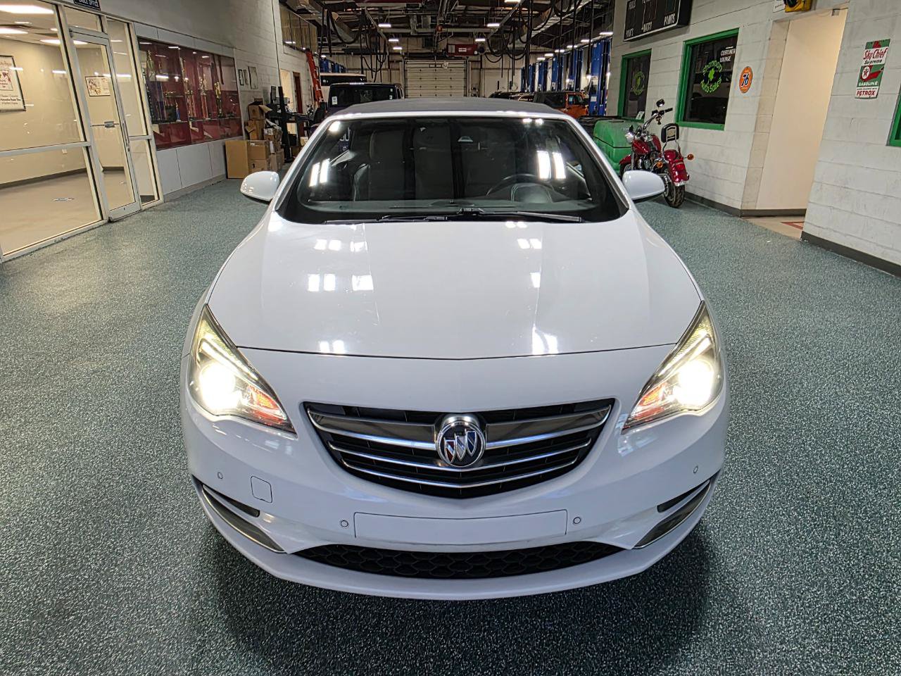 Used 2019 Buick Cascada Premium FWD image 4