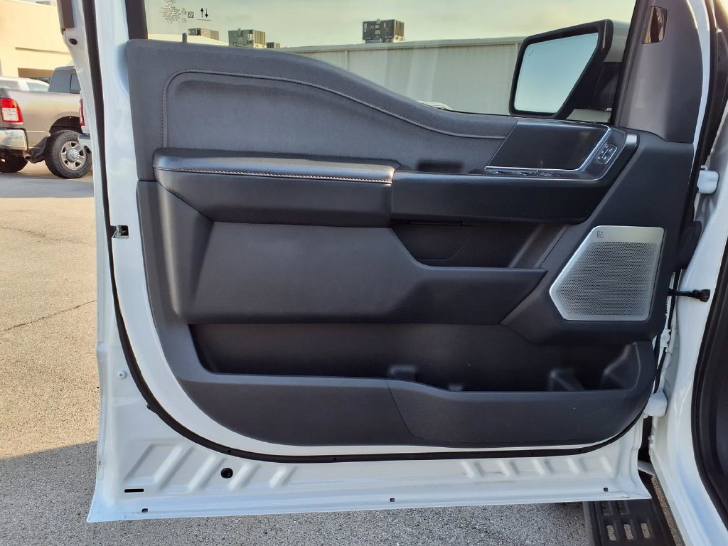 Used 2022 Ford F150 Raptor w/ Equipment Group 801A High AWD/4WD image 17