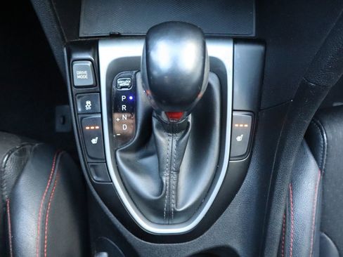 Used 2019 Hyundai Veloster Turbo FWD image 23