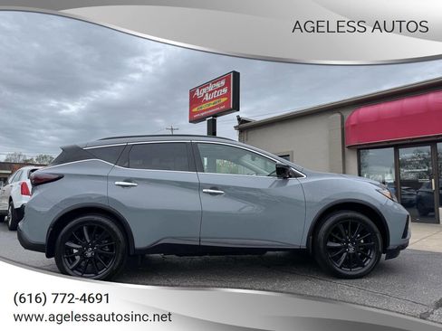 Used 2023 Nissan Murano SL AWD/4WD image 1