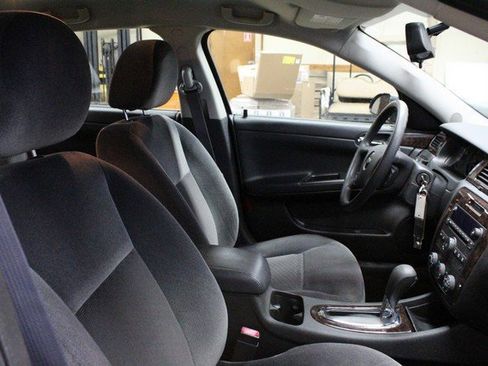 Used 2015 Chevrolet Impala Limited LS image 10