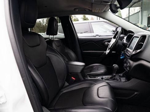 Used 2020 Jeep Cherokee Latitude w/ Quick Order Package 26F North image 25