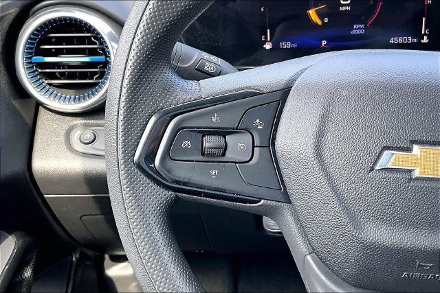 Used 2025 Chevrolet Trax LT FWD image 11